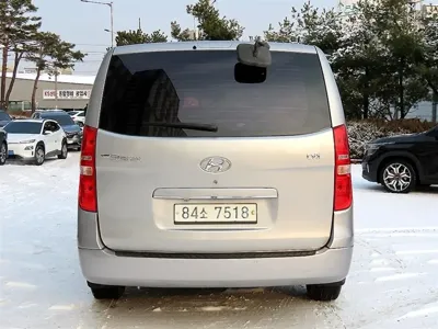 Hyundai Starex 2015, 110000 км, за 8700000 KRW