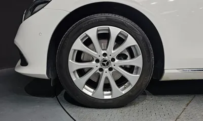 Mercedes-Benz E-Class 2018, 91693 км, за 19490000 KRW - фото 5