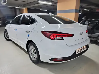 Hyundai Avante 2020, 111276 км, за 11850000 KRW