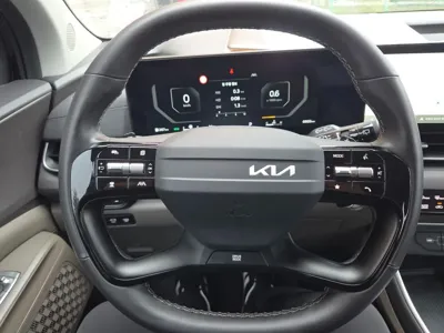 Kia Canival 2025, 10000 км, за 31020000 KRW - фото 8