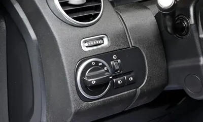 Land Rover Discovery 2015, 135922 км, за 21200000 KRW - фото 14