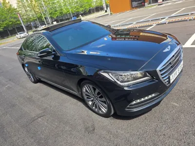 Hyundai Genesis 2016, 136991 км, за 10990000 KRW