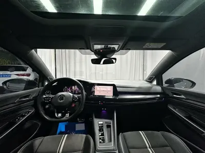 Volkswagen Golf 2022, 40000 км, за 149800 CNY - фото 11