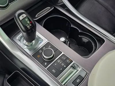 Land Rover Range Rover Sport 2016, 133384 км, за 18800000 KRW - фото 8