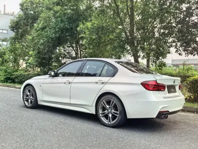 BMW 3 Series 2018, 127000 км, за 82800 CNY - фото 13