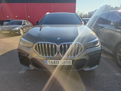 BMW X6 · 2023 год