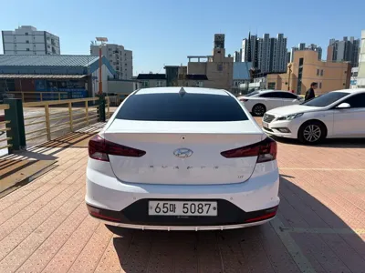Hyundai Avante 2020, 79308 км, за 10400000 KRW - фото 4