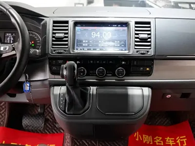 Volkswagen Caravelle 2019, 35000 км, за 199000 CNY - фото 10