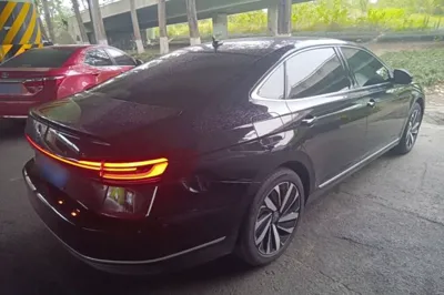 Volkswagen Passat 2025, 14100 км, за 137767.9 CNY - фото 6