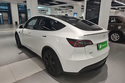 Tesla Model Y 2022, 66700 км, за 186739.18 CNY