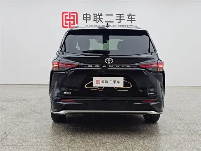 Toyota Granvia 2024, 40500 км, за 218000 CNY