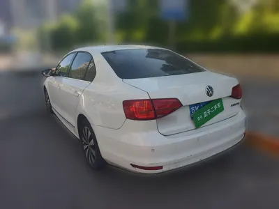 Volkswagen Sagitar 2017, 105100 км, за 52632.3 CNY