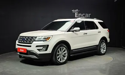 Ford Explorer · 2017 год