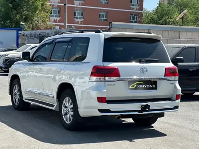 Toyota Land Cruiser 2019, 90000 км, за 459799 CNY - фото 6