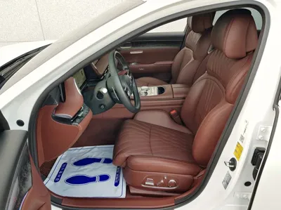 Genesis G90 2023, 119000 км, за 62900000 KRW