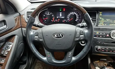 Kia K7 2015, 84353 км, за 8100000 KRW - фото 13