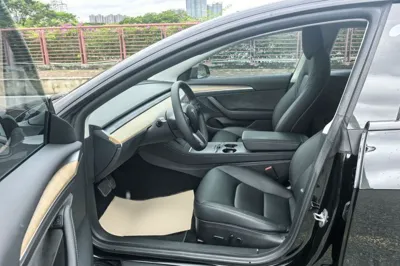 Tesla Model 3 2021, 61600 км, за 159167.65 CNY - фото 42