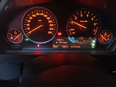 BMW 3 Series 2019, 55800 км, за 99939.65 CNY - фото 9