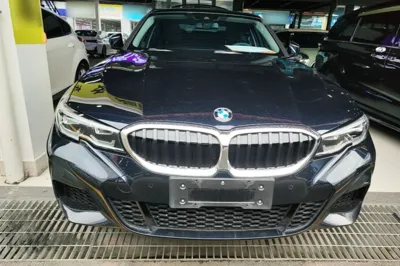 BMW 3 Series 2021, 102600 км, за 153948.65 CNY