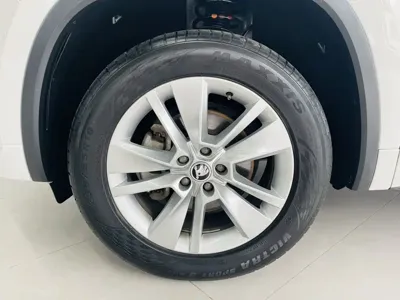 Skoda Kodiaq 2024, 27400 км, за 105800 CNY