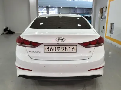 Hyundai Avante 2018, 77986 км, за 11600000 KRW