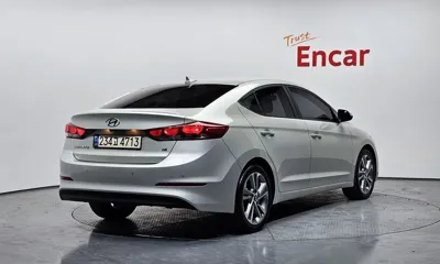 Hyundai Avante 2018, 106469 км, за 9690000 KRW