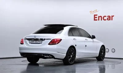 Mercedes-Benz C-Class 2015, 54683 км, за 15500000 KRW - фото 2