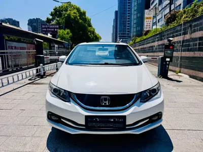 Honda Civic 2015, 10000 км, за 32000 CNY