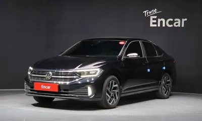Volkswagen Jetta · 2023 год