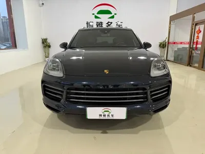 Porsche Cayenne Hybrid · 2023 год