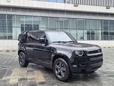 Land Rover Defender 2024, 64000 км, за 583000 CNY