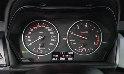 BMW 2-Series 2017, 95520 км, за 9500000 KRW - фото 8