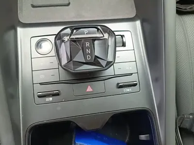 BYD L EV 2025, 13100 км, за 171400 CNY - фото 14