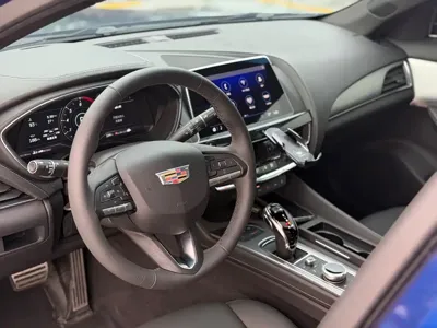 Cadillac CT5 2023, 50000 км, за 139800 CNY - фото 12