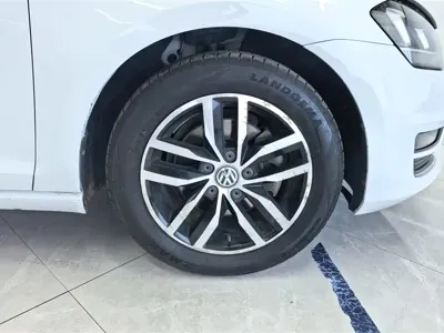 Volkswagen Golf 2016, 102100 км, за 45800 CNY - фото 6