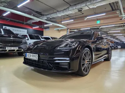Porsche Panamera · 2023 год