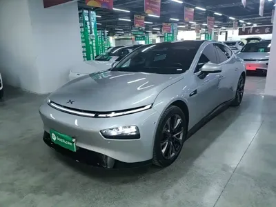 Xpeng P7 · 2022 год