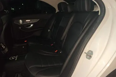 Mercedes-Benz C-Class 2017, 65500 км, за 104037.58 CNY - фото 14