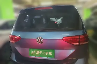 Volkswagen Touran 2018, 90600 км, за 60032.87 CNY - фото 5
