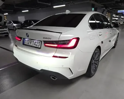 BMW 3-Series 2022, 28100 км, за 30500000 KRW