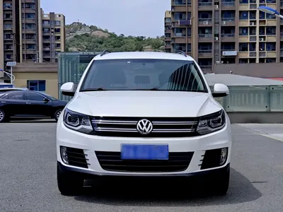 Volkswagen Tiguan 2019, 107000 км, за 48800 CNY