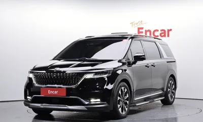 Kia Canival · 2021 год