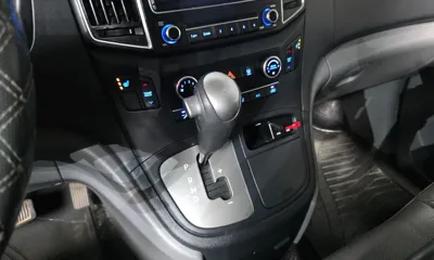 Hyundai Starex 2018, 130469 км, за 9900000 KRW - фото 9