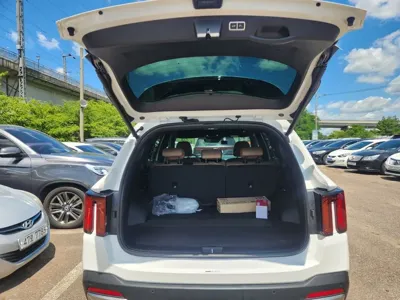 Kia Sorento 2026, 5596 км, за 42000000 KRW
