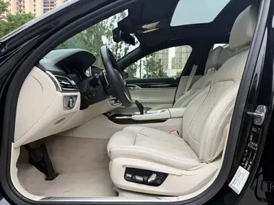 BMW 7 Series 2016, 140000 км, за 209800 CNY - фото 6
