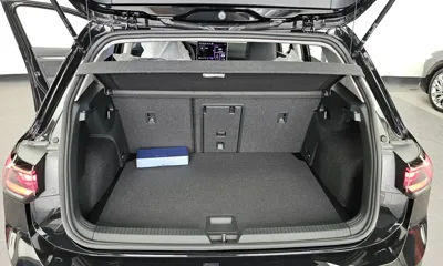 Volkswagen Golf 2026, 16 км, за 39990000 KRW - фото 20