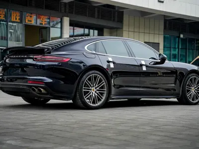 Porsche Panamera 2017, 80000 км, за 328500 CNY - фото 13