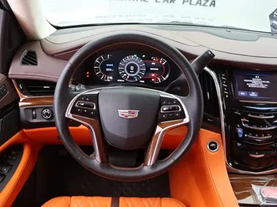 Cadillac Escalade 2019, 45700 км, за 387700 CNY - фото 11