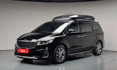 Kia Canival · 2019 год