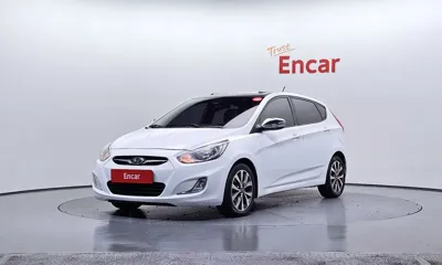 Hyundai Accent · 2012 год